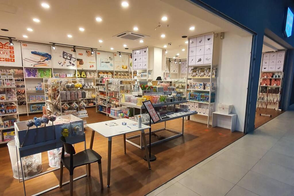 Kozi Square New Sgh Cozy Home Lv5B Κουτσίνγκ Εξωτερικό φωτογραφία